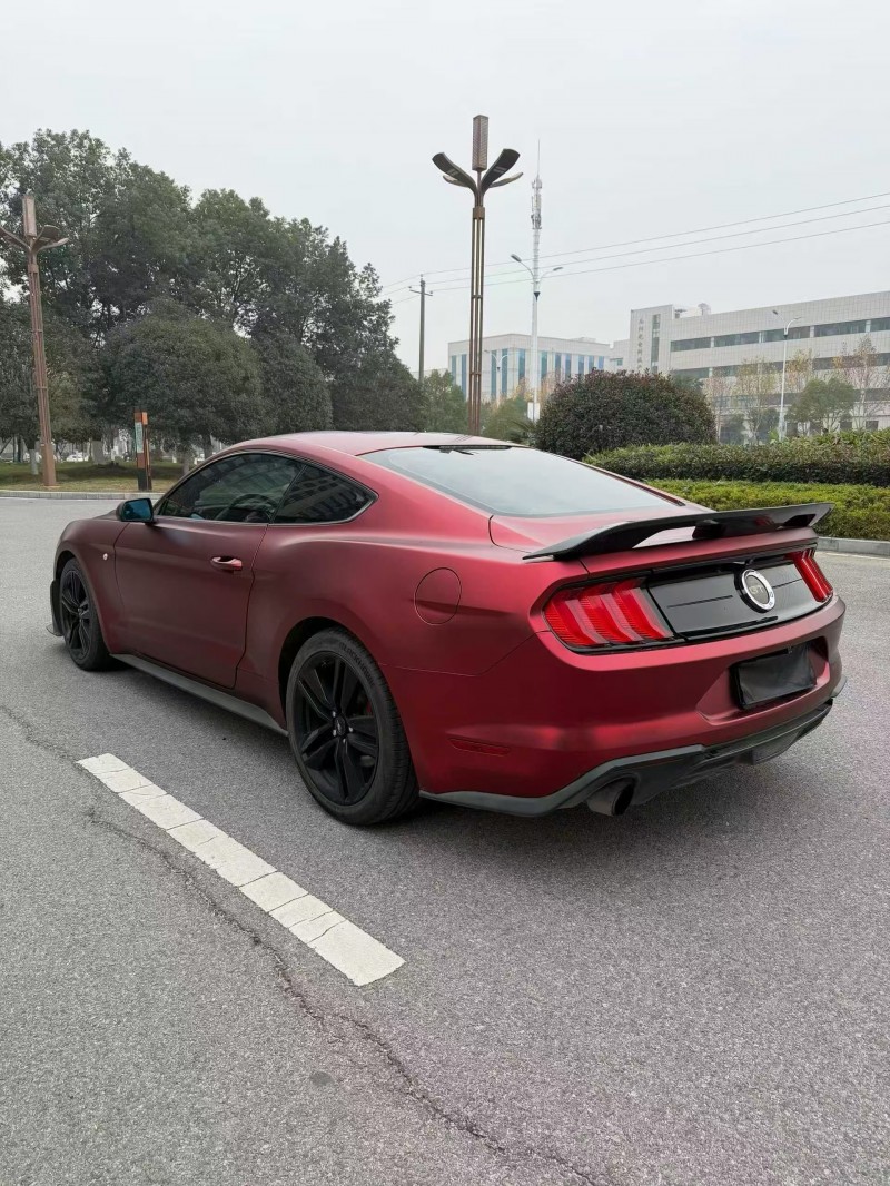 安阳18年福特野马8