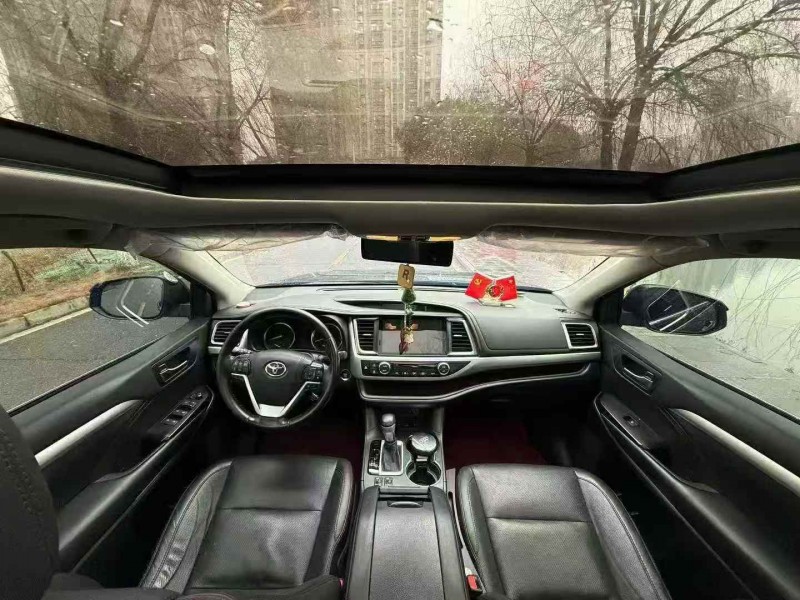 新余21年丰田汉兰达6