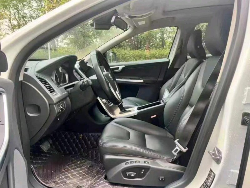 广州17年沃尔沃XC608