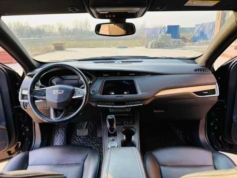 淄博20年凯迪拉克XT46