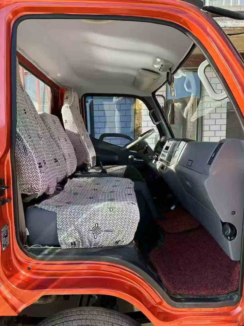 保定24年福田奥铃5