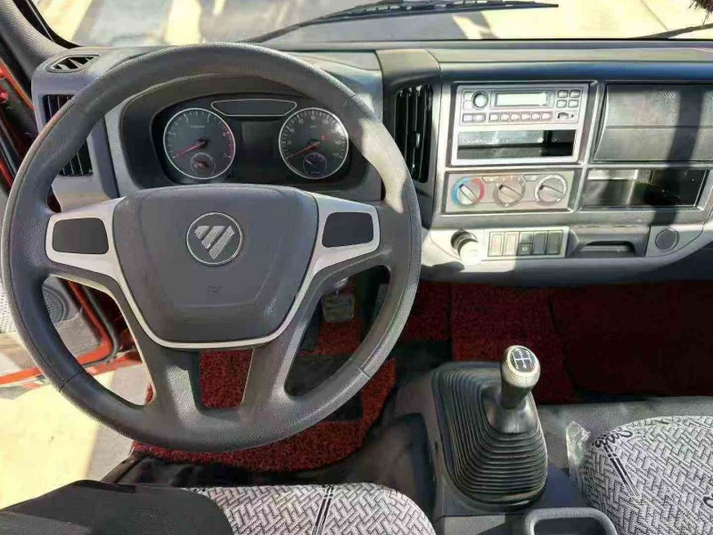 保定24年福田奥铃6