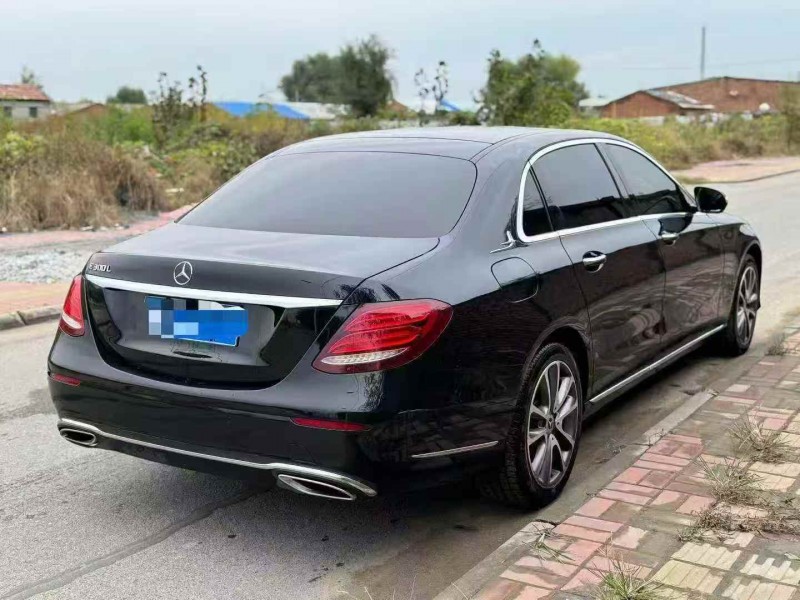 天津20年奔驰E7