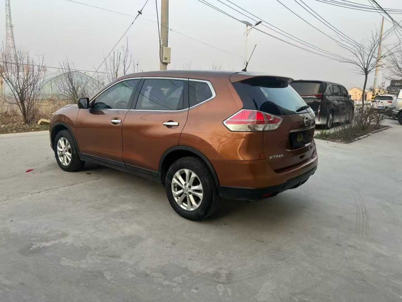 徐州15年日产奇骏3