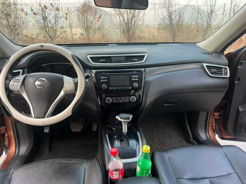 徐州15年日产奇骏8