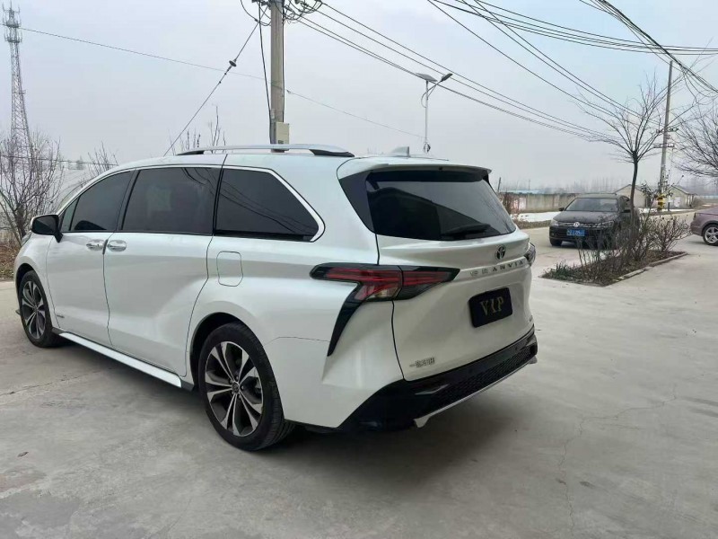 徐州24年丰田格瑞维亚3