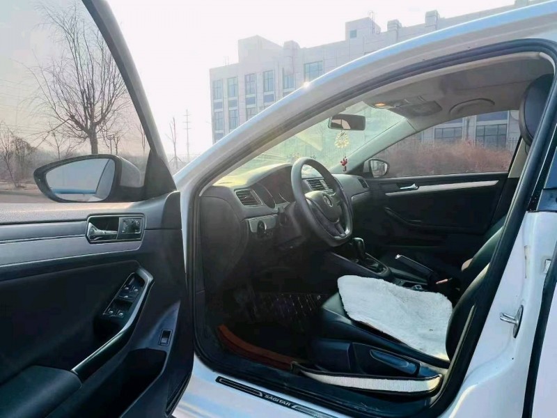 潍坊19年大众速腾2