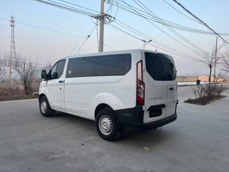 徐州23年福特全顺3