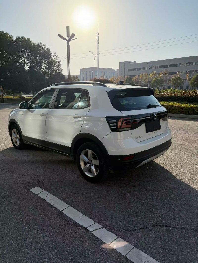 安阳23年大众途铠4