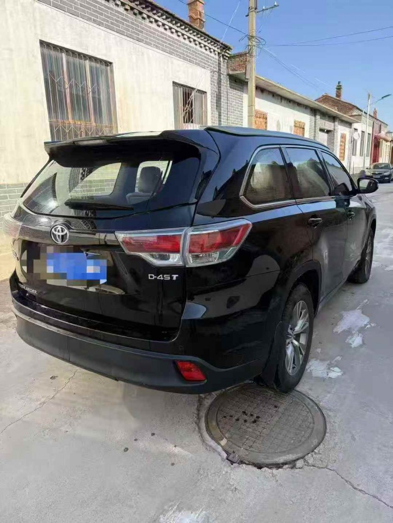 赤峰17年丰田汉兰达7