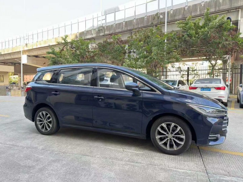 东莞20年比亚迪宋MAX3