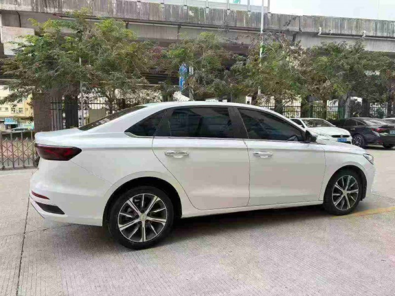 东莞23年吉利帝豪7