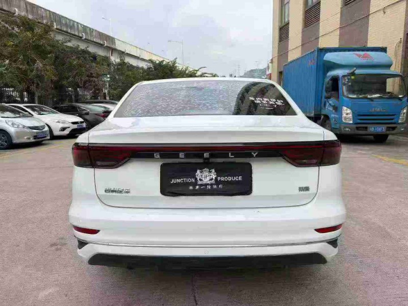 东莞23年吉利帝豪9