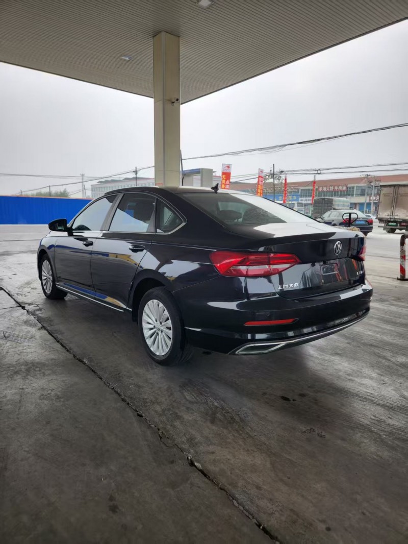 保定19年大众朗逸7