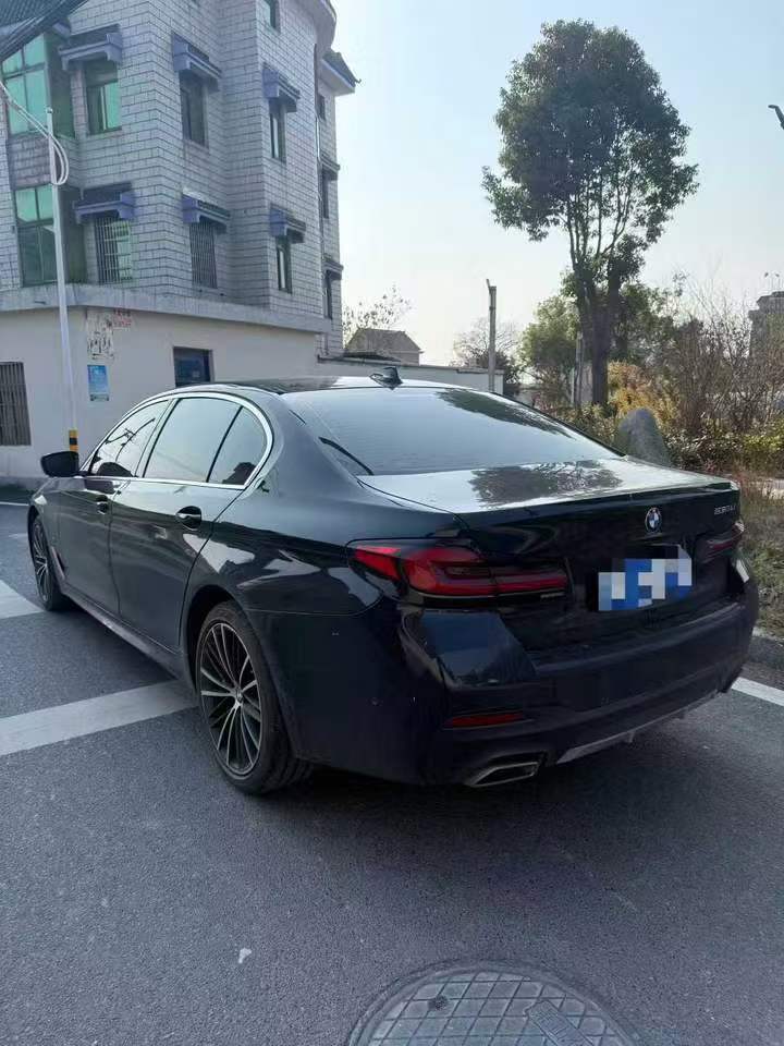 湖州22年宝马5系8
