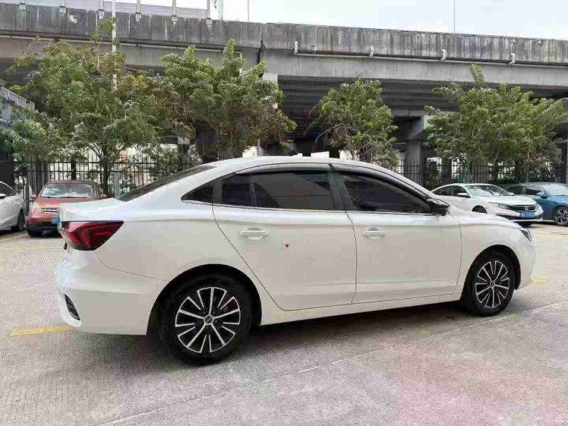 东莞23年荣威i57