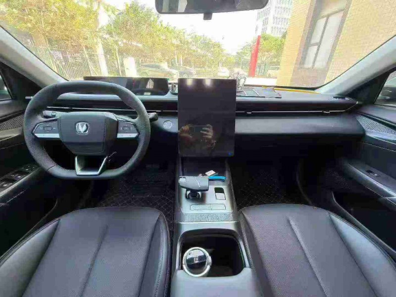 东莞25年长安汽车逸动5