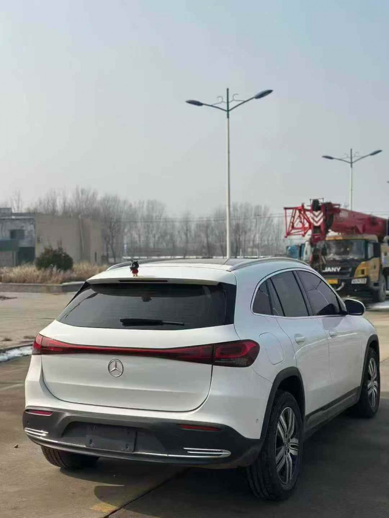 潍坊22年奔驰EQA8