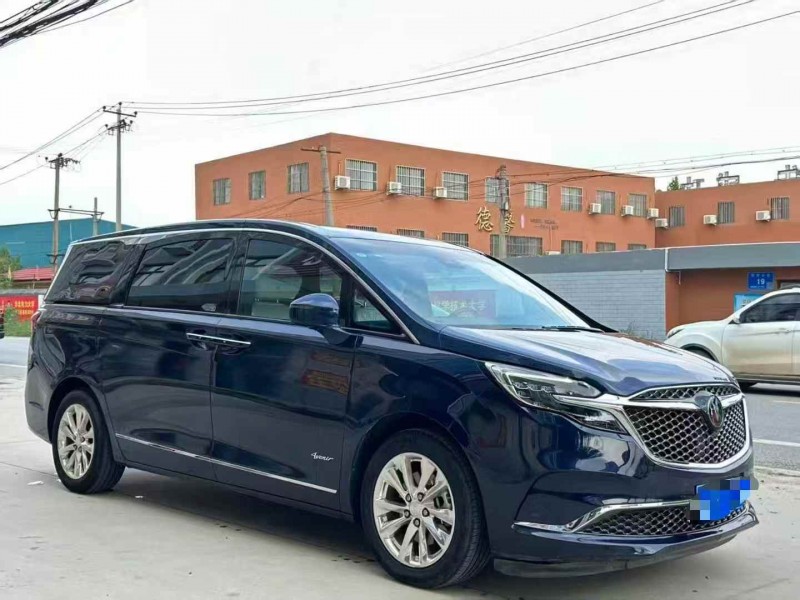 保定21年别克GL82