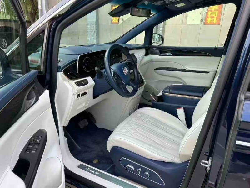 保定21年别克GL86