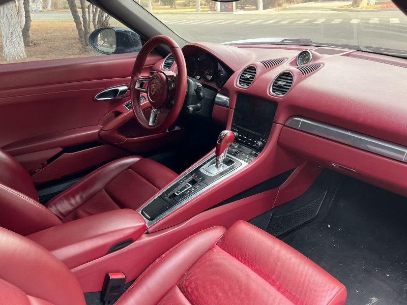 包头17年保时捷7184