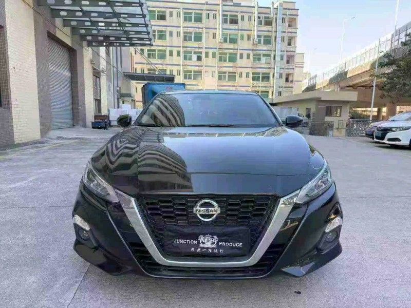 东莞22年日产天籁1