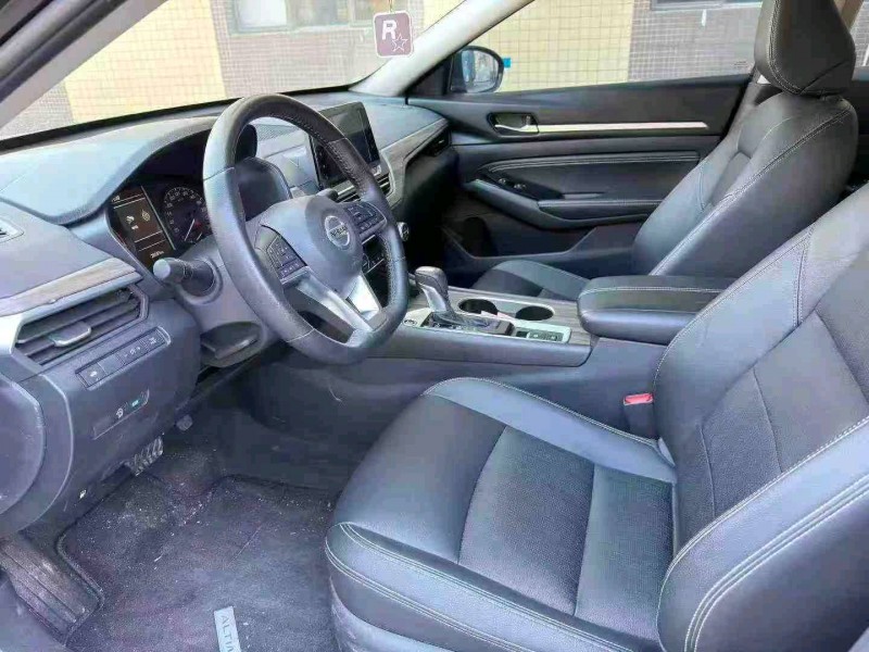 东莞22年日产天籁4