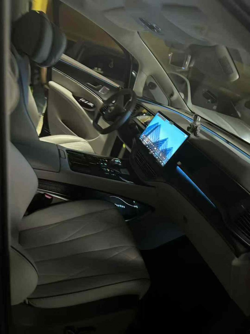 东莞23年腾势D92