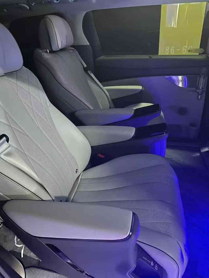 东莞23年腾势D97