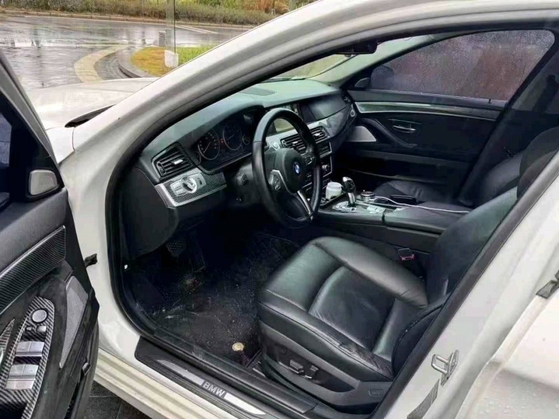 广州13年宝马5系4