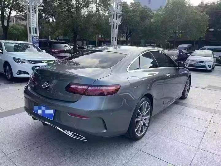 淮安21年奔驰E8