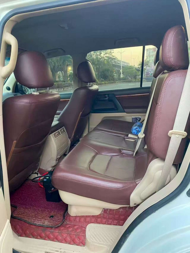 漳州16年丰田兰德酷路泽6