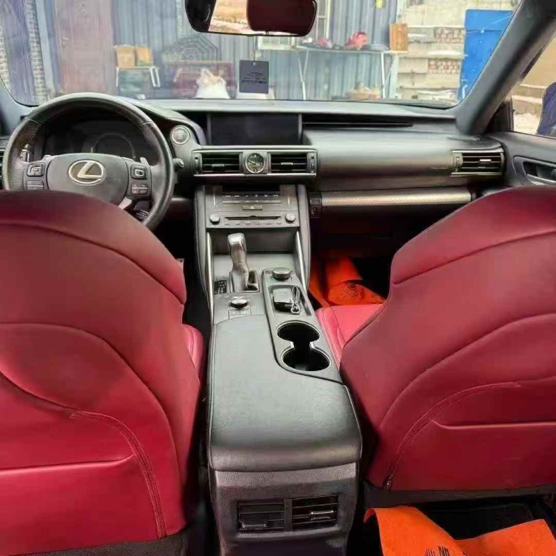 烟台19年雷克萨斯IS4