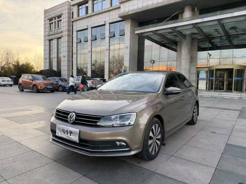 枣庄17年大众速腾3