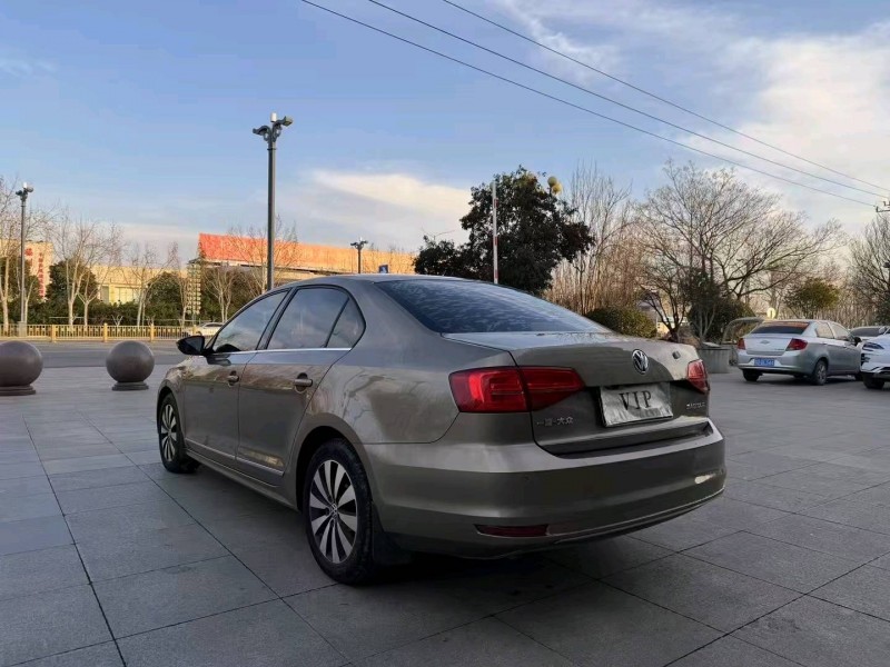 枣庄17年大众速腾5