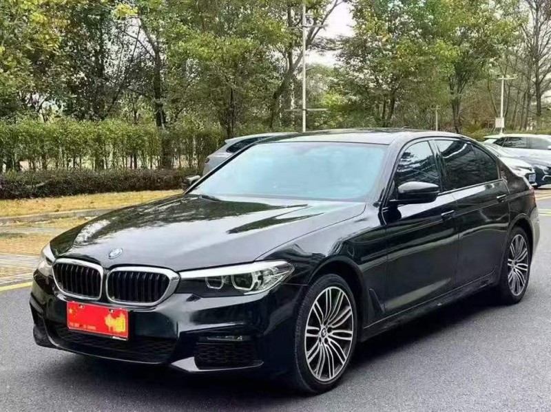 汕头19年宝马5系3