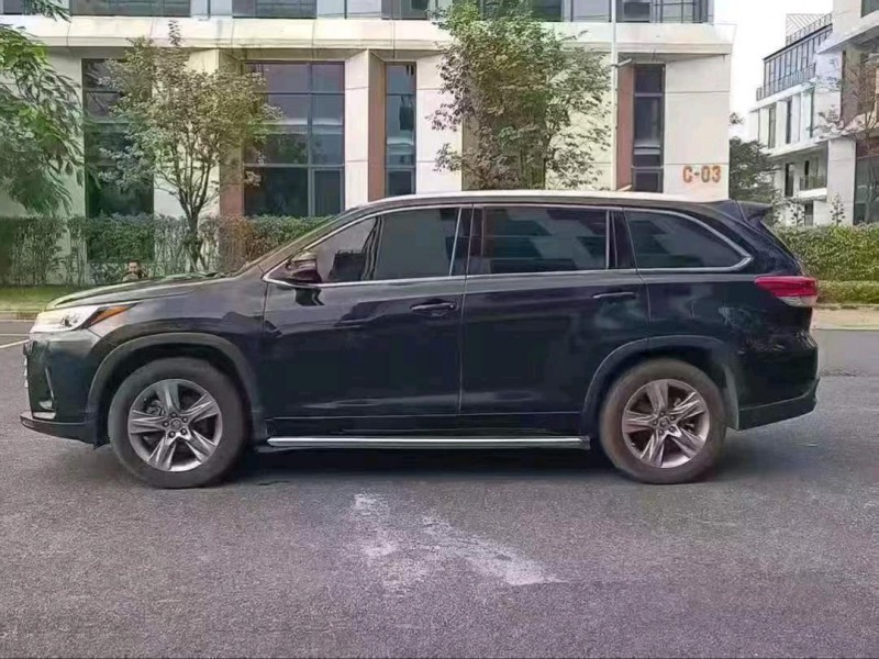 广州21年丰田汉兰达6