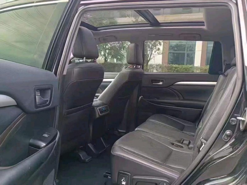 广州21年丰田汉兰达7