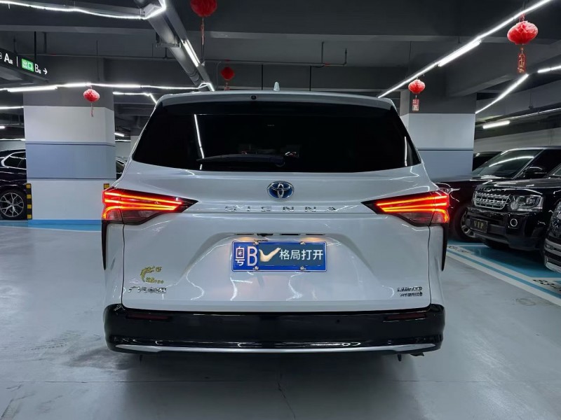 深圳23年丰田塞纳9