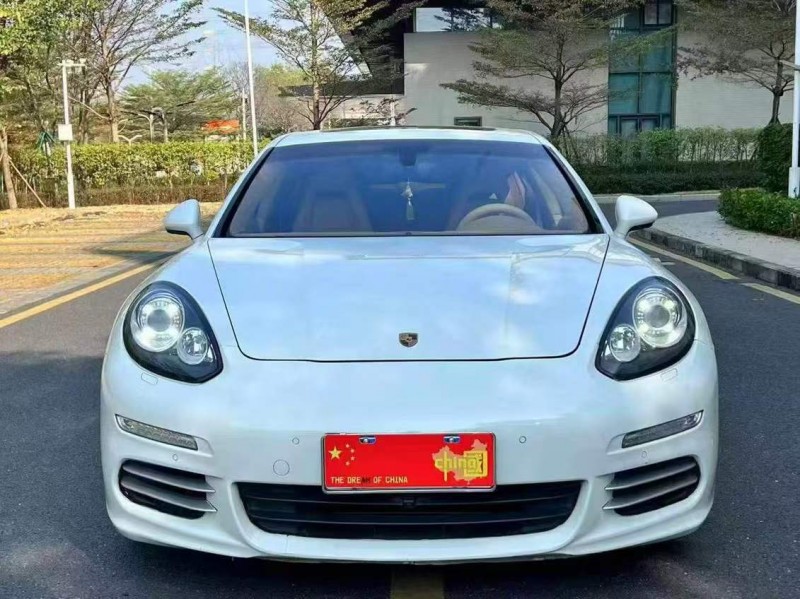 湛江13年保时捷帕拉梅拉1