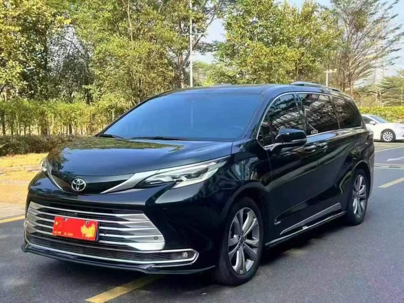 广州24年丰田塞纳2