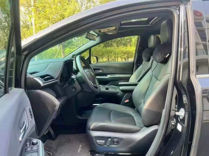 广州24年丰田塞纳6