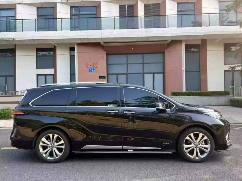 广州24年丰田塞纳7