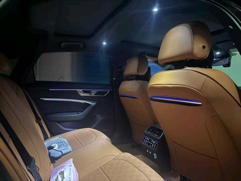 嘉兴24年奥迪A6L9