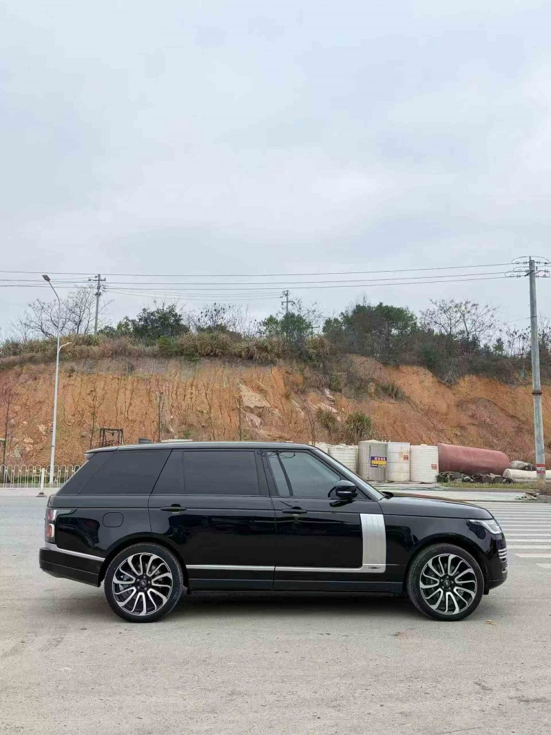 常德22年路虎揽胜行政7