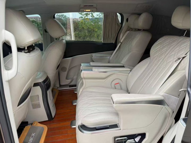 长沙21年别克GL84