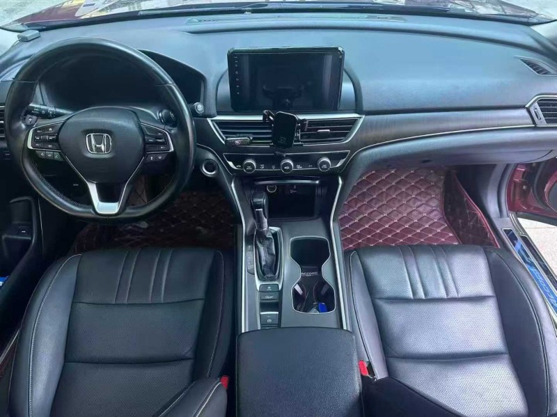 佛山19年本田雅阁5