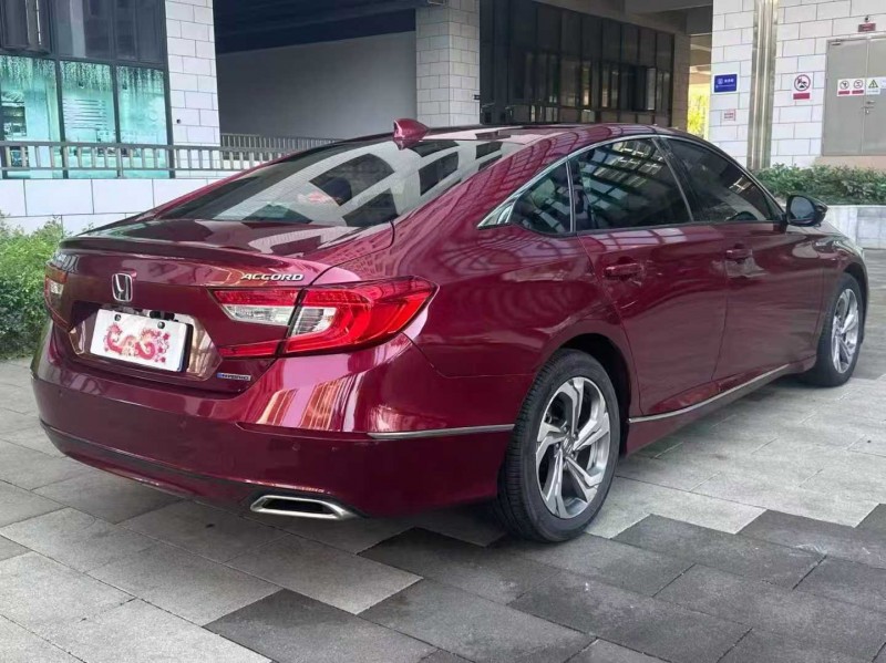 佛山19年本田雅阁7