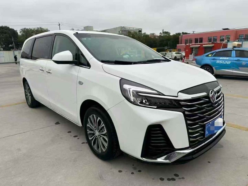 温州23年别克GL82