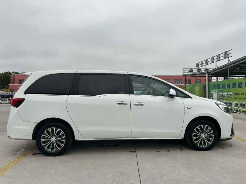 温州23年别克GL87